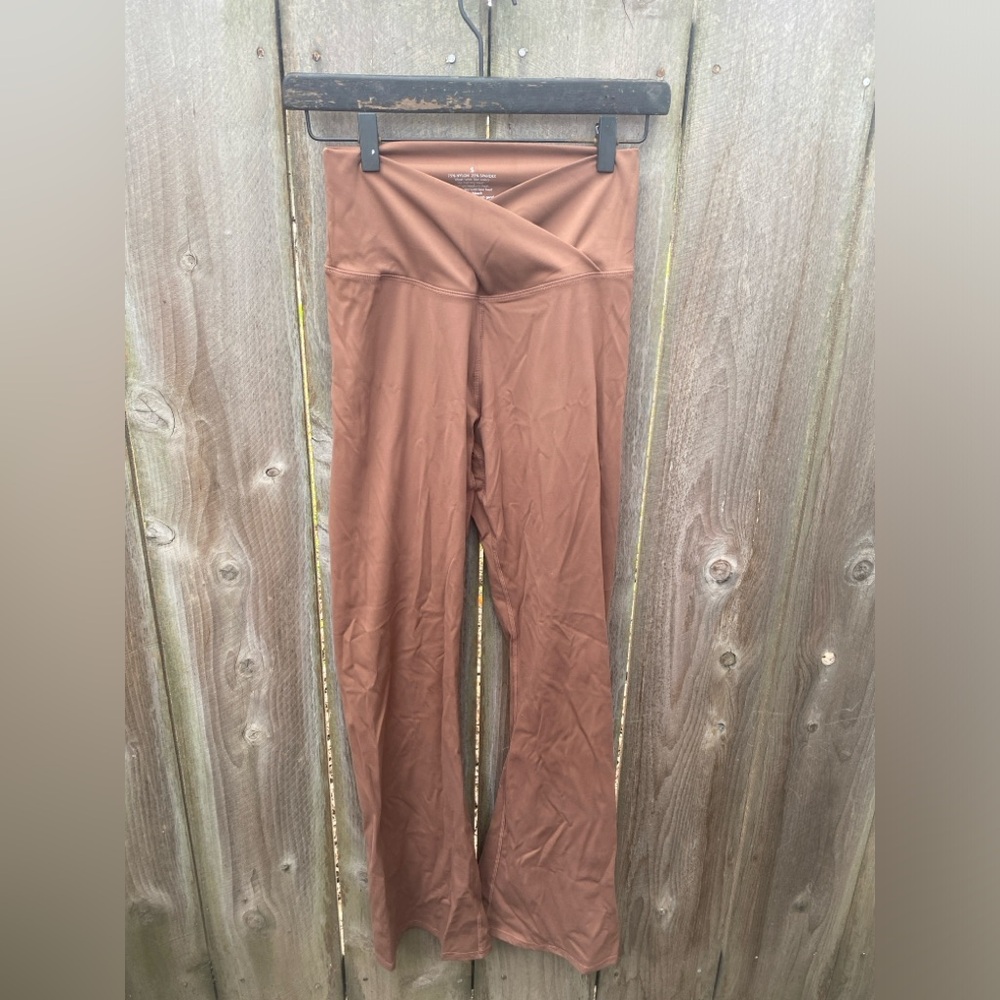 Brown Crossover Flare Leggings Yoga Pants‎ Small